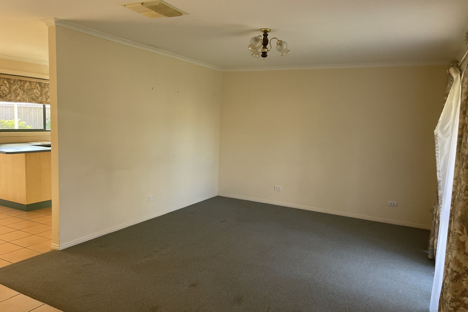 1 Dampier Crescent, Mildura, VIC 3500, Mildura - Thumbnail 2
