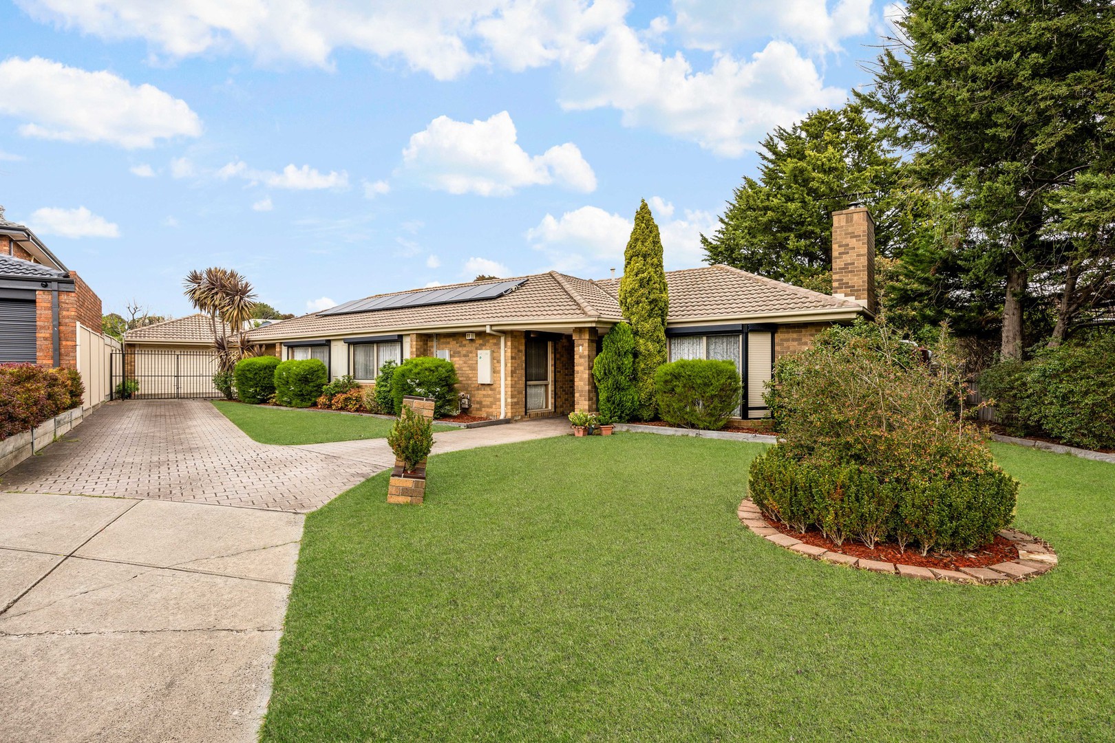 1 Dana Court, Taylors Lakes, VIC 3038, Keilor Lodge - Image 1