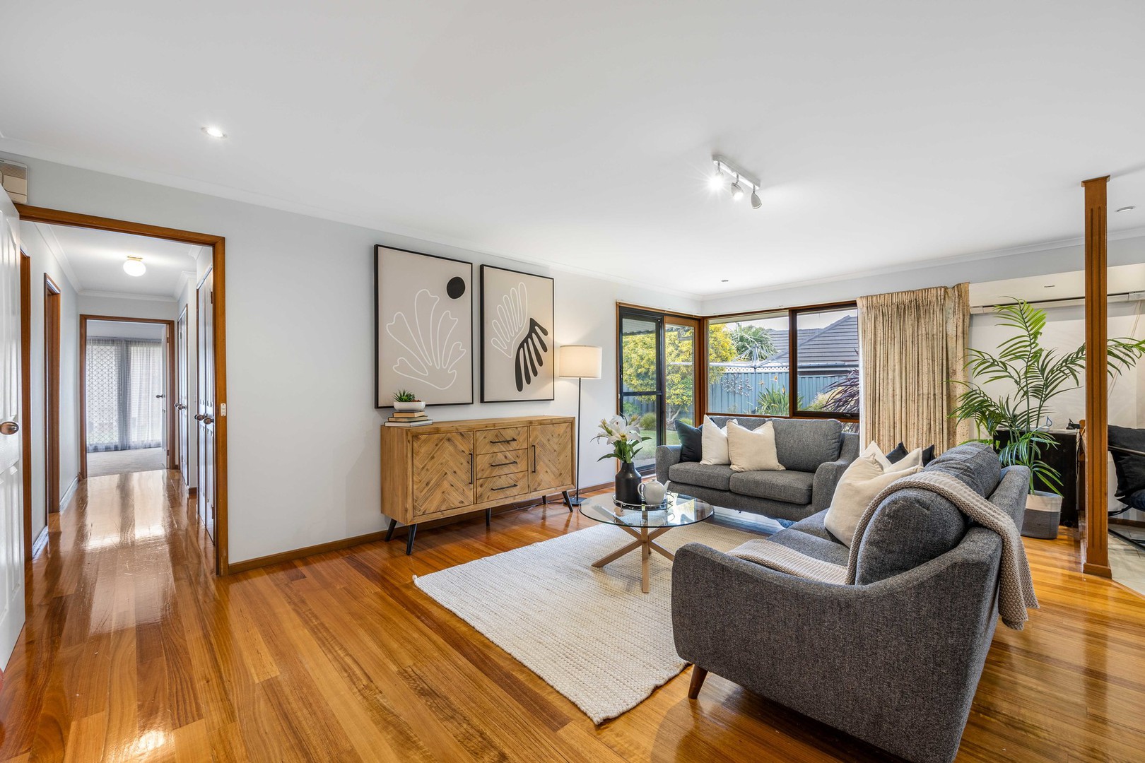 1 Dana Court, Taylors Lakes, VIC 3038, Keilor Lodge - Thumbnail 8