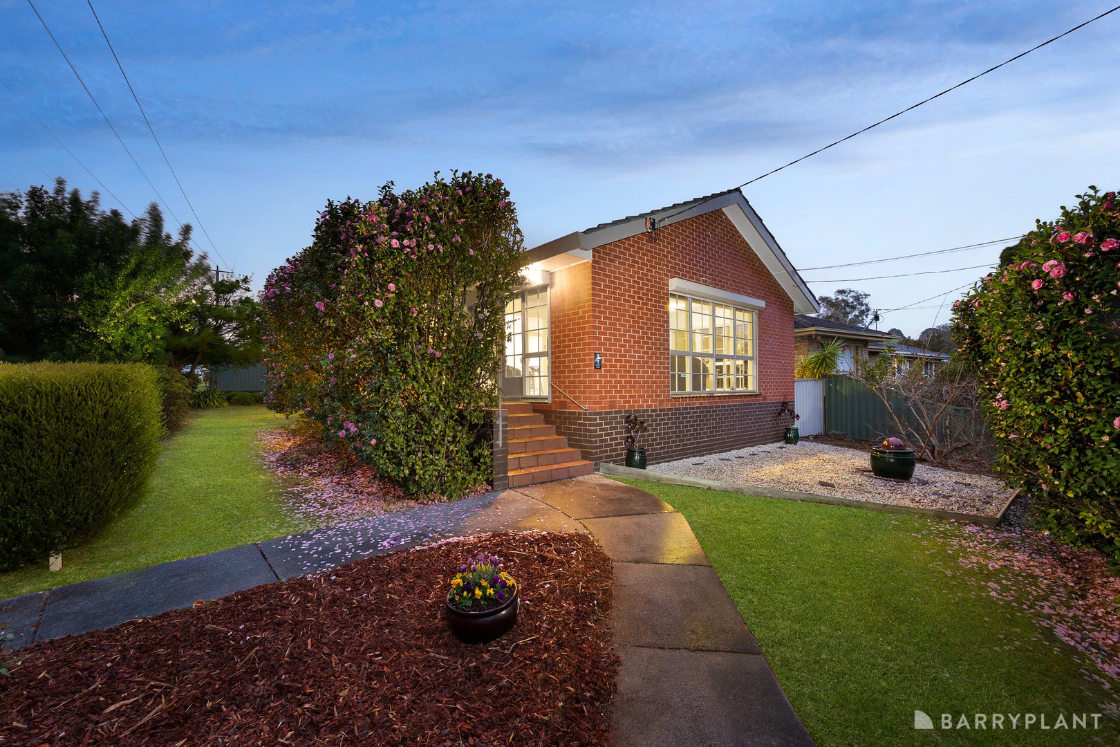 1 Danielle Crescent, Heathmont, VIC 3135, Heathmont - Thumbnail 3