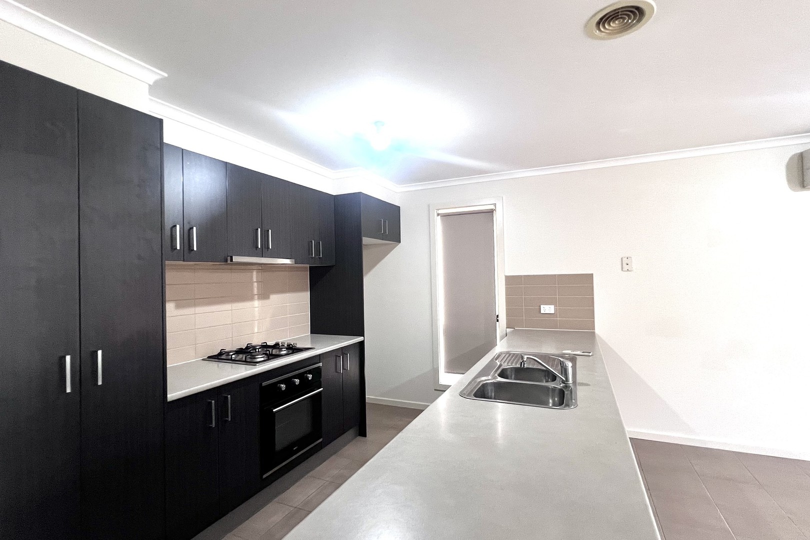 1 David Circuit, Hillside, VIC 3037 - Thumbnail 2 - 29/04/2026