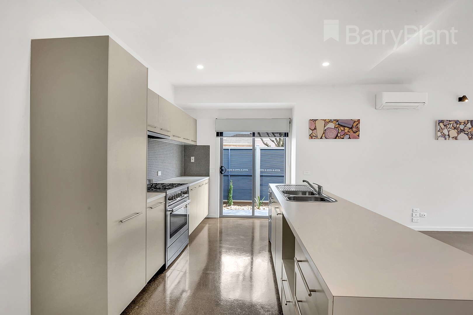 1 Eades Way, Craigieburn, VIC 3064, Craigieburn - Thumbnail 4