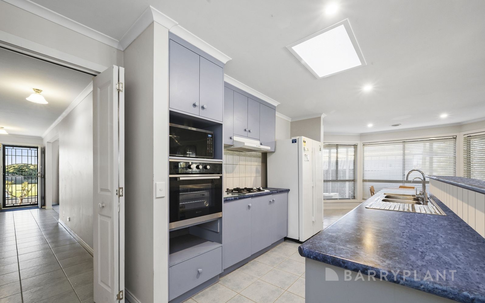 1 Ealing Avenue, Wendouree, VIC 3355, Wendouree - Thumbnail 4