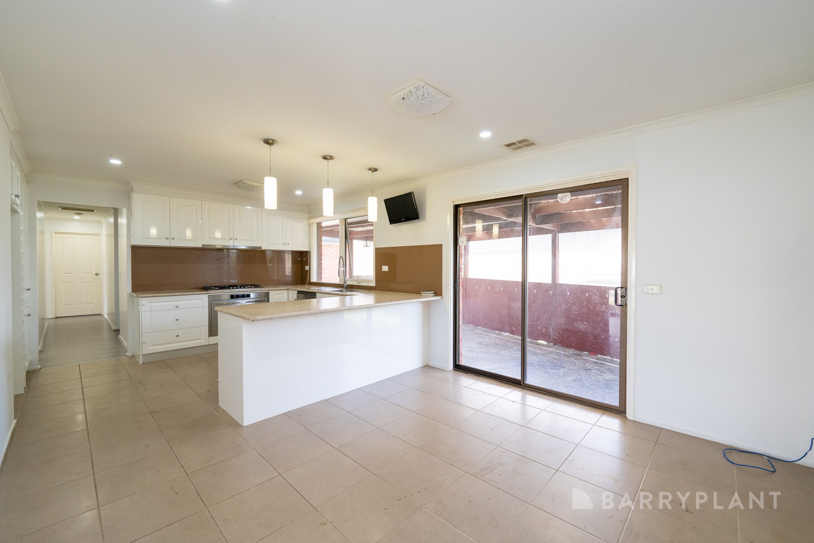 1 Ealing Close, Craigieburn, VIC 3064, Craigieburn - Thumbnail 5