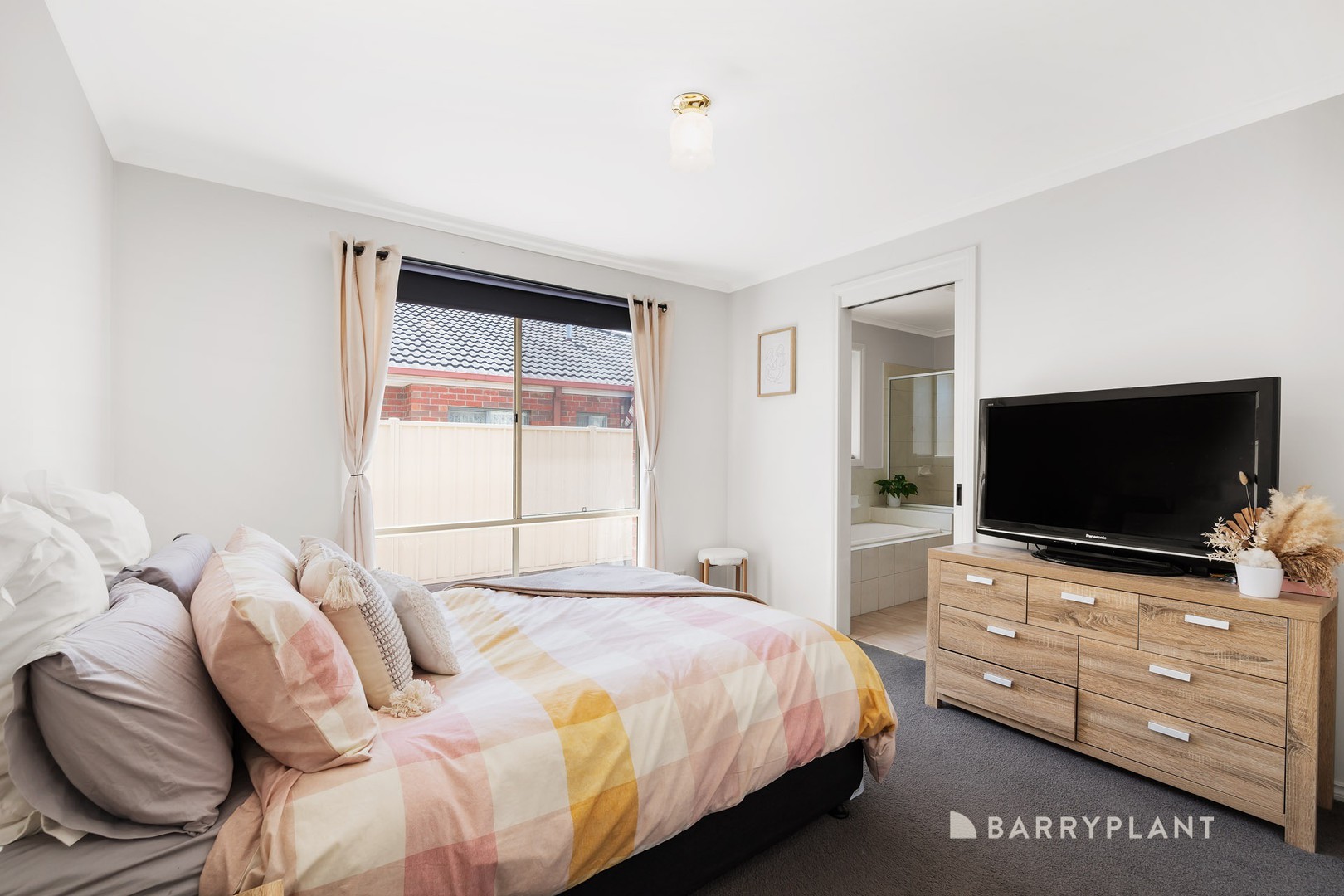1 Eccles Close, Mill Park, VIC 3082, Mill Park - Thumbnail 6