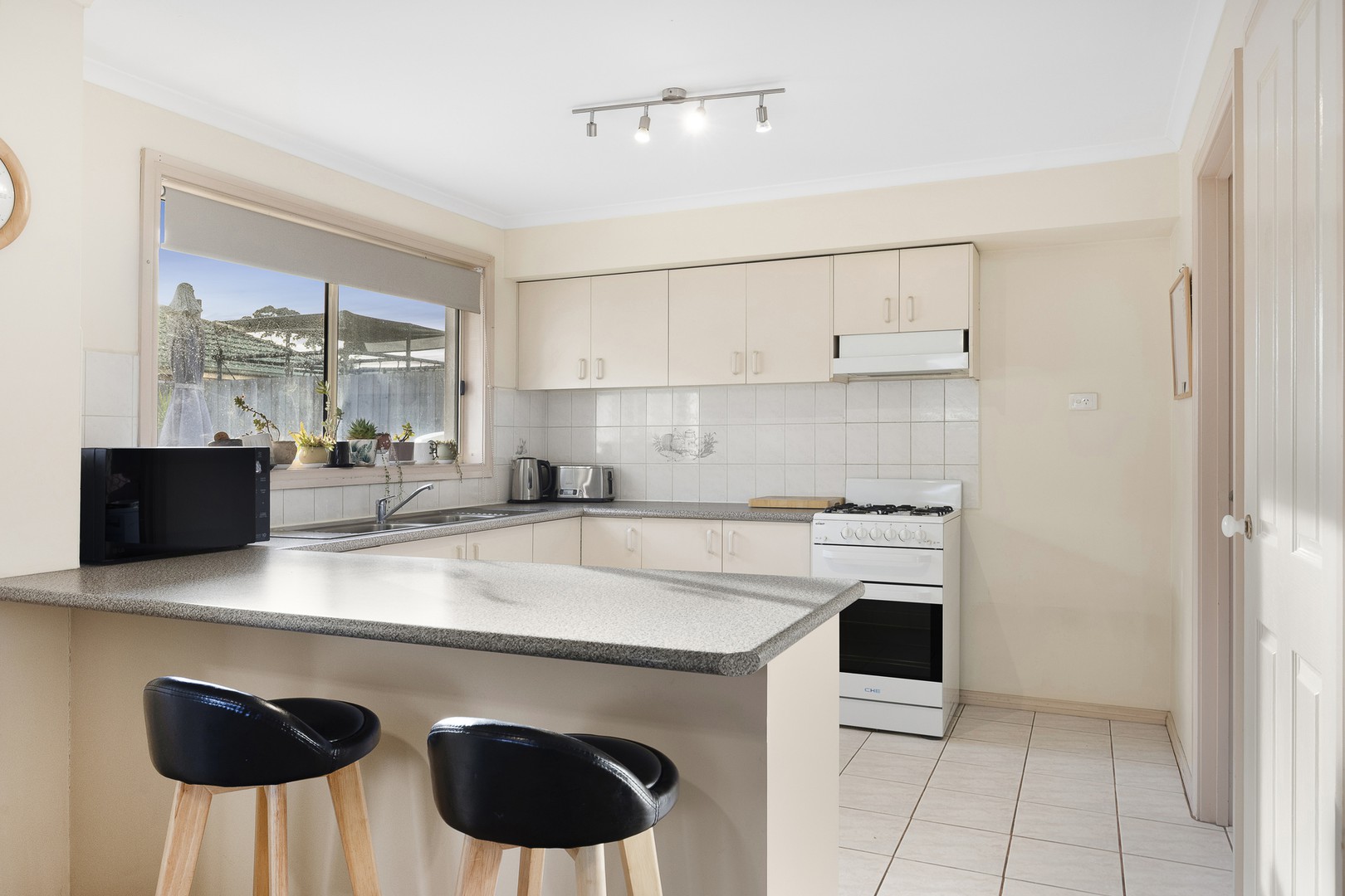 1 Erinka Crescent, Patterson Lakes, VIC 3197, Patterson Lakes - Thumbnail 4