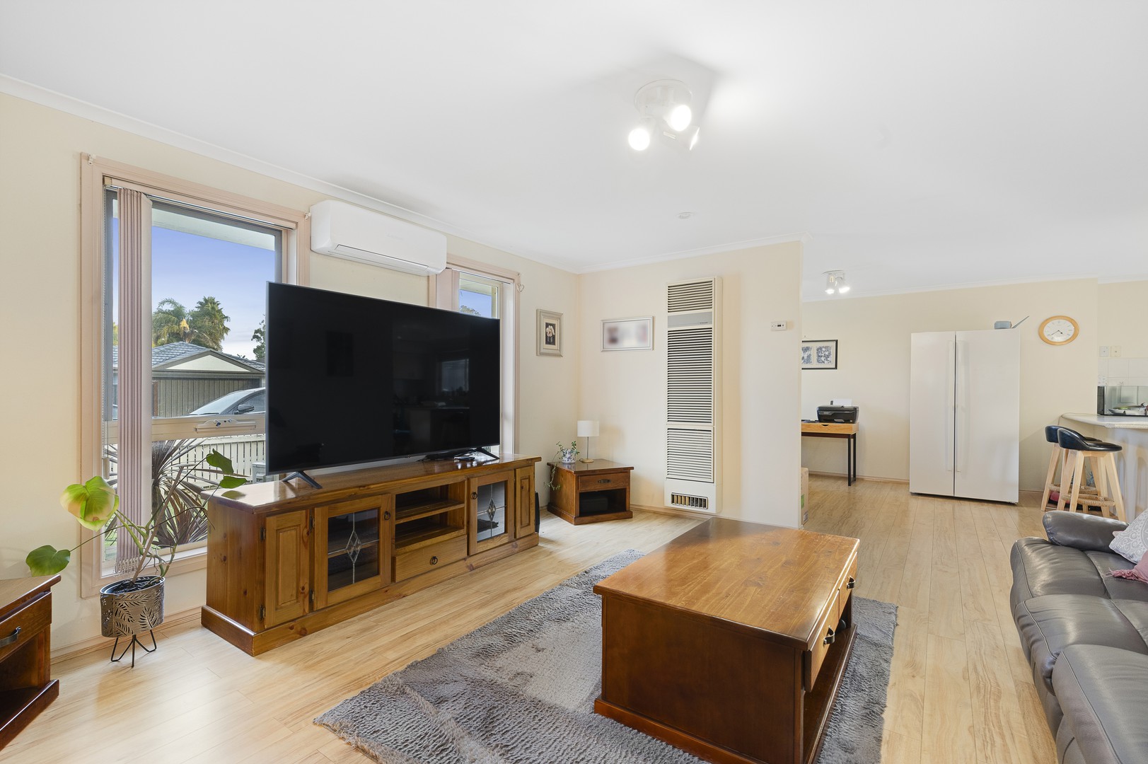 1 Erinka Crescent, Patterson Lakes, VIC 3197 - Thumbnail 2 - 01/05/2026