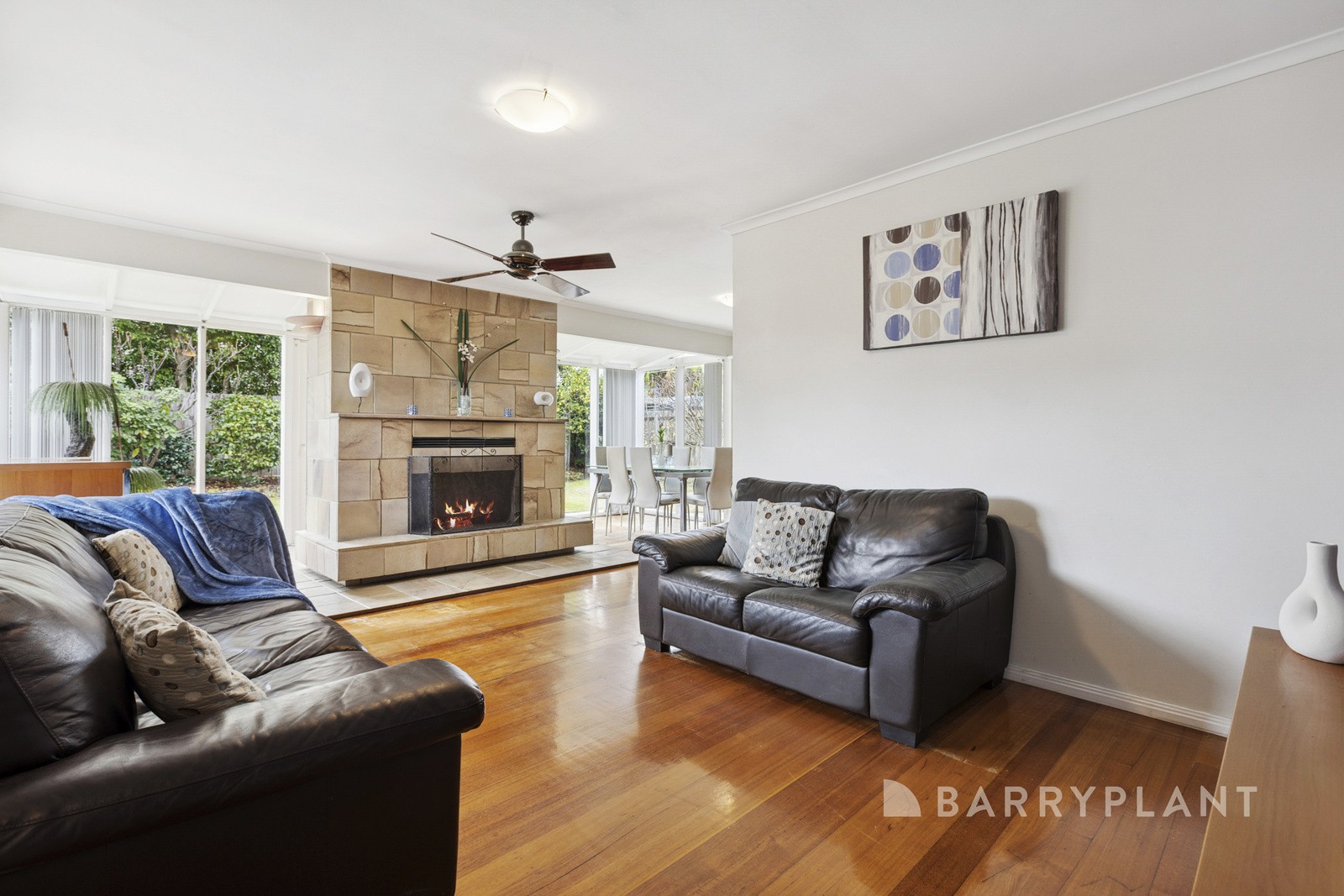 1 Exeter Court, Wheelers Hill, VIC 3150, Wheelers Hill - Thumbnail 2