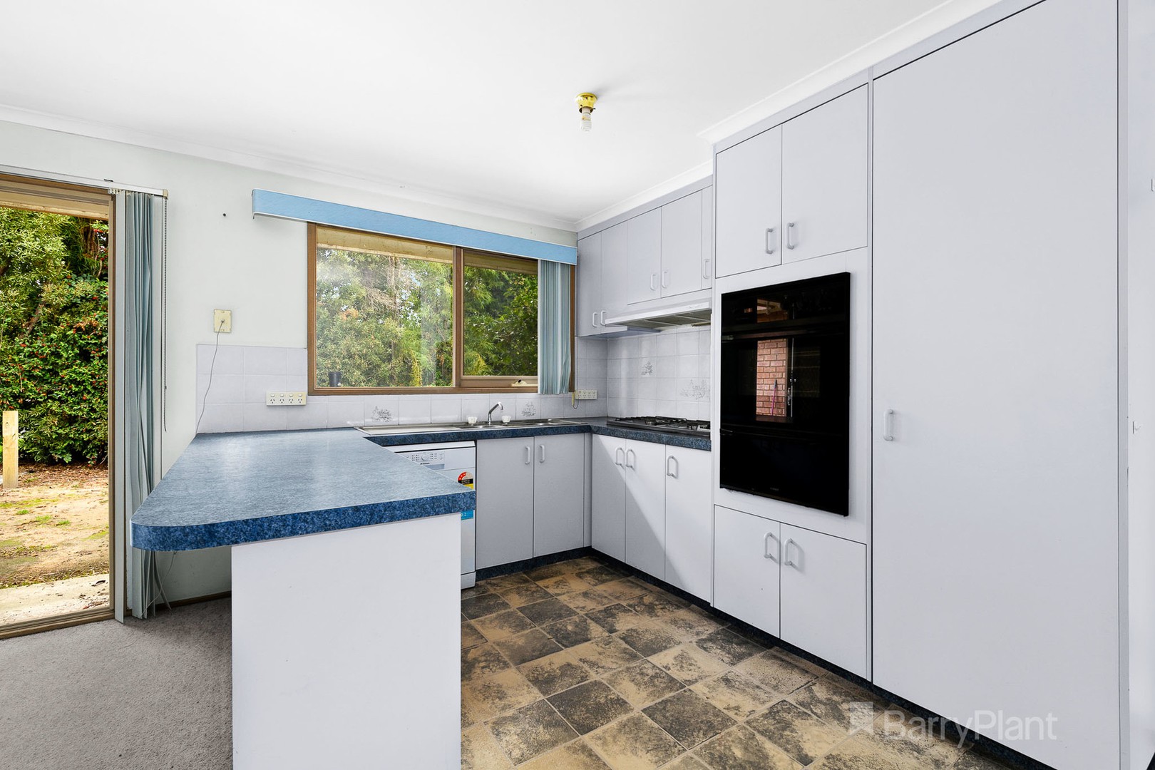 1 Feldspar Court, Narre Warren, VIC 3805, Narre Warren - Thumbnail 4