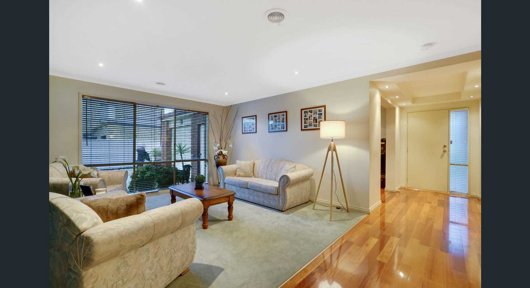 1 Galloway Place, Caroline Springs, VIC 3023, Caroline Springs - Thumbnail 3