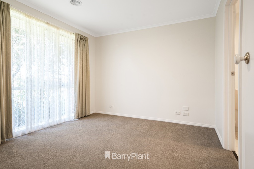 1 Gamston Court, Highton, VIC 3216, Highton - Thumbnail 4