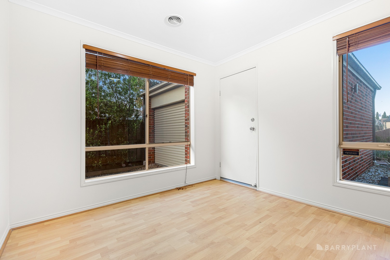 1 Gerbera Place, Point Cook, VIC 3030, Point Cook - Thumbnail 5