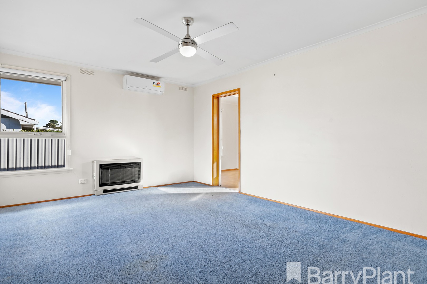 1 Gilbert Street, Wendouree, VIC 3355, Wendouree - Thumbnail 3