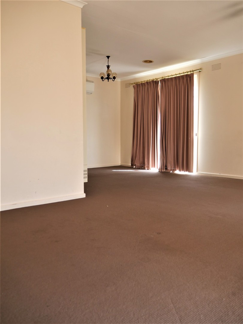 1 Glenelg Court, Brookfield, VIC 3338 - Thumbnail 1 - 04/10/2021