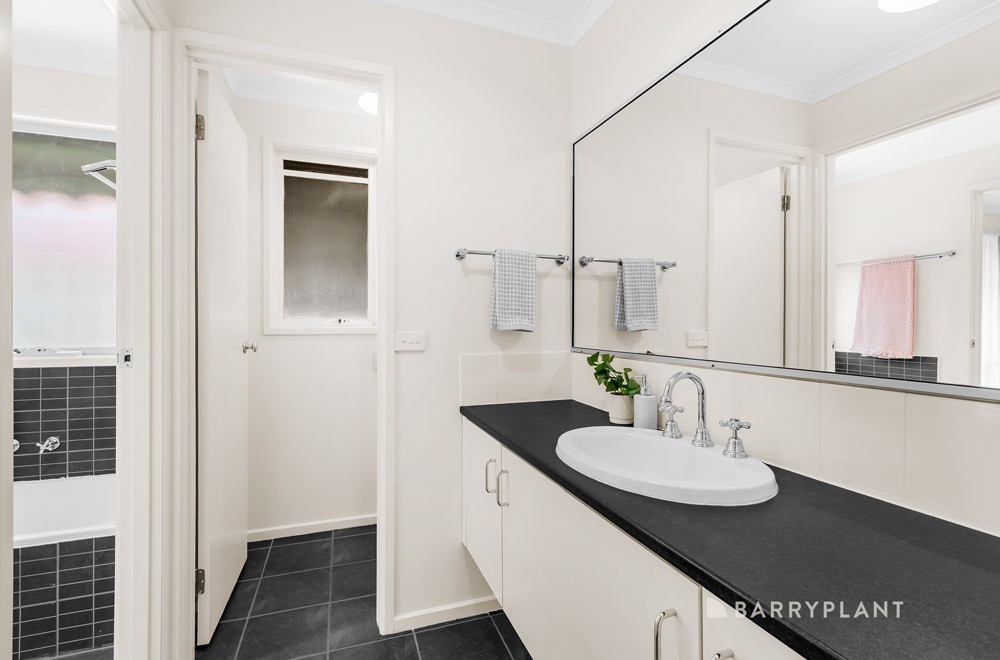 1 Glenlea Court, Mill Park, VIC 3082, Mill Park - Thumbnail 7