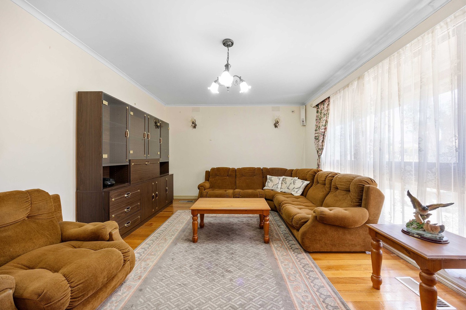 1 Glenrosa Court, St Albans, VIC 3021 - Thumbnail 2 - 21/10/2026