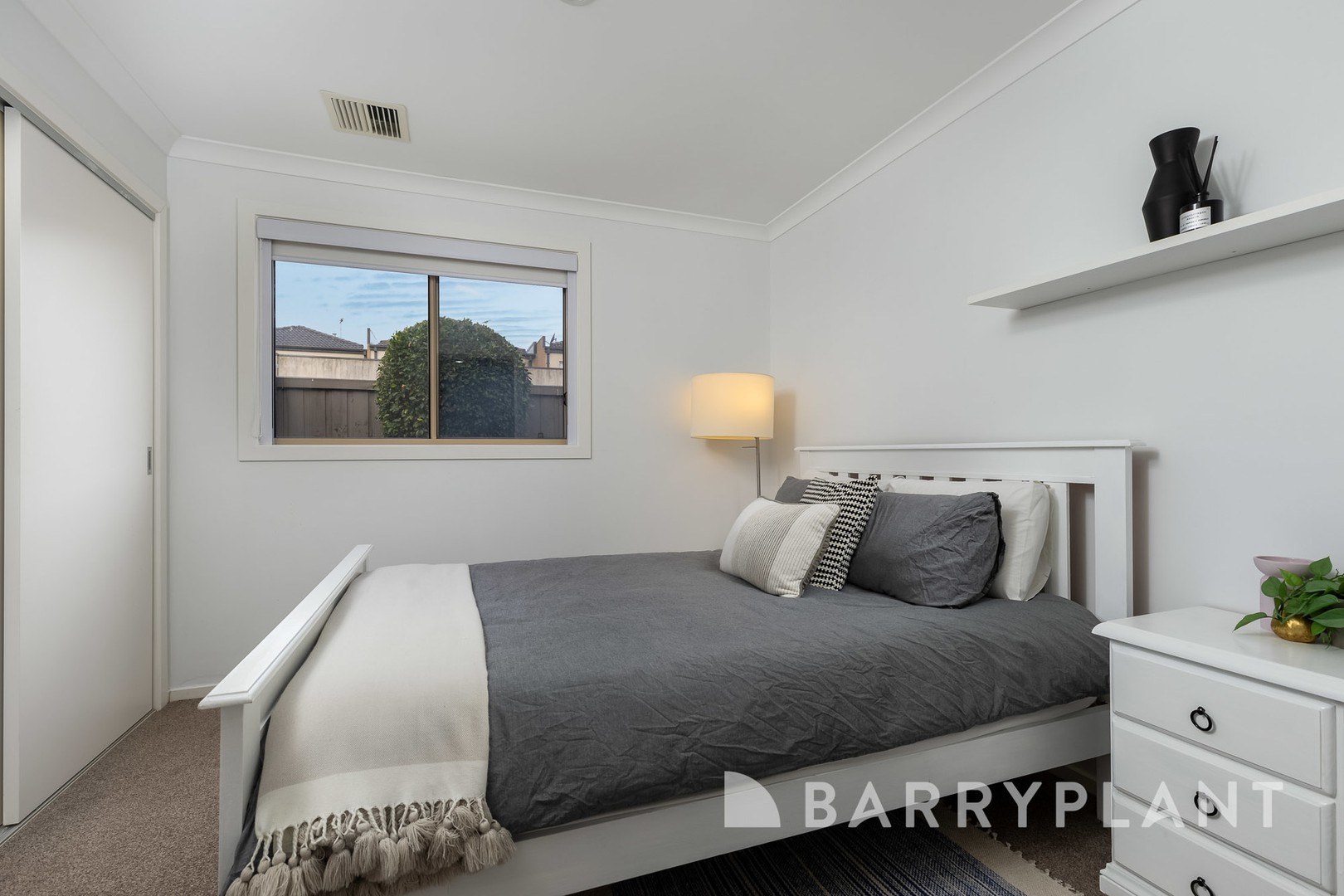 1 Glider Street, Point Cook, VIC 3030, Point Cook - Thumbnail 4