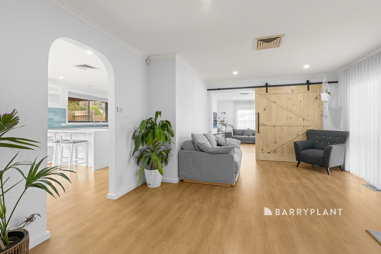 1 Greenacre Crescent, Narre Warren, VIC 3805, Narre Warren - Thumbnail 3