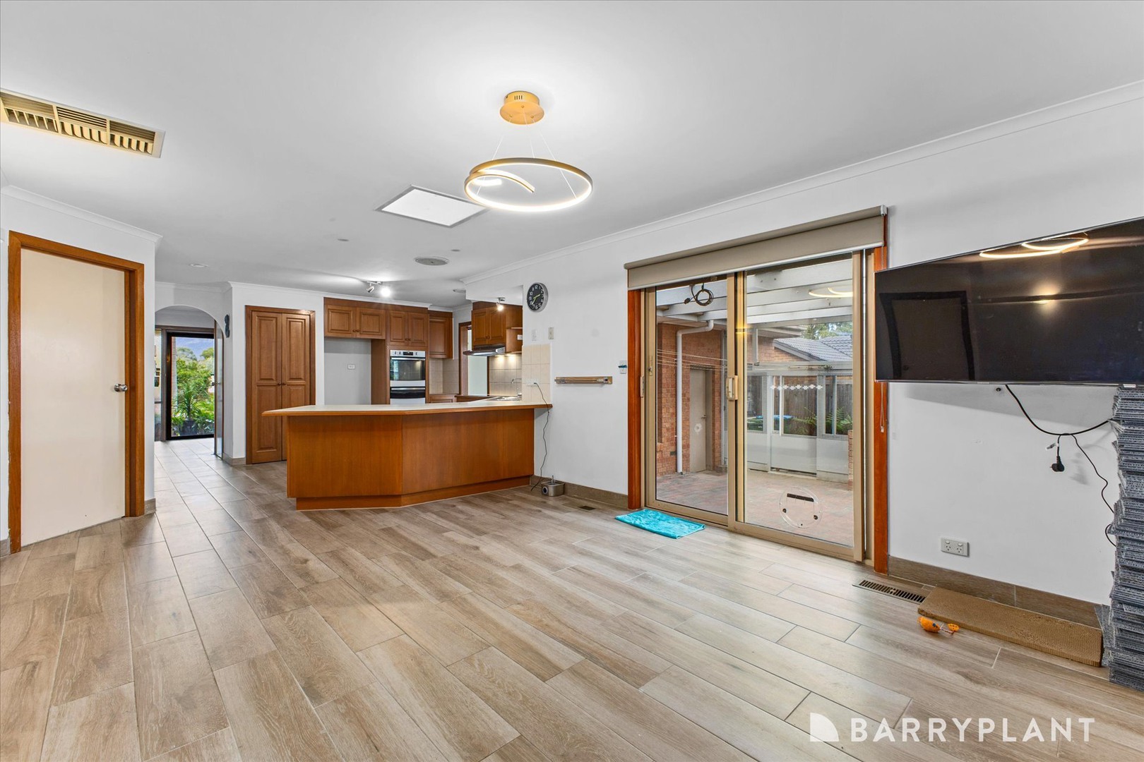1 Greenridge Lane, Croydon South, VIC 3136 - Thumbnail 1 - 07/05/2026