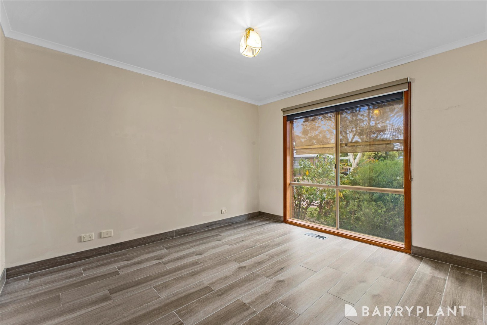 1 Greenridge Lane, Croydon South, VIC 3136 - Thumbnail 2 - 07/05/2026