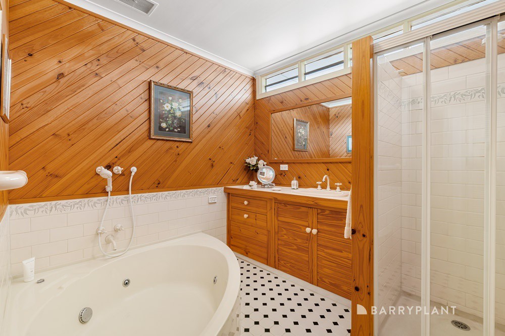 1 Hakea Street, Watsonia North, VIC 3087, Watsonia North - Thumbnail 7