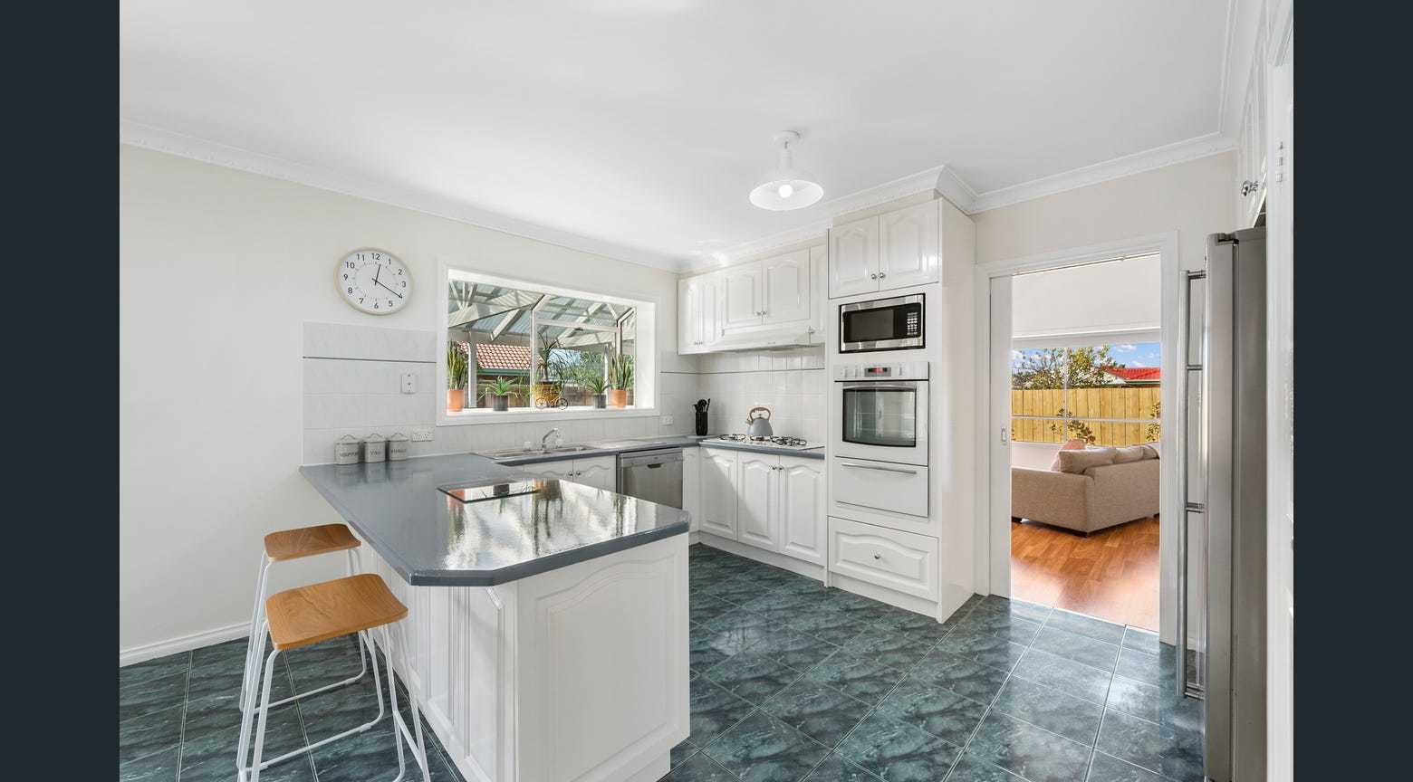 1 Hanslow WayTaylors Lakes, VIC 3038  - Leased, Taylors Lakes - Thumbnail 4