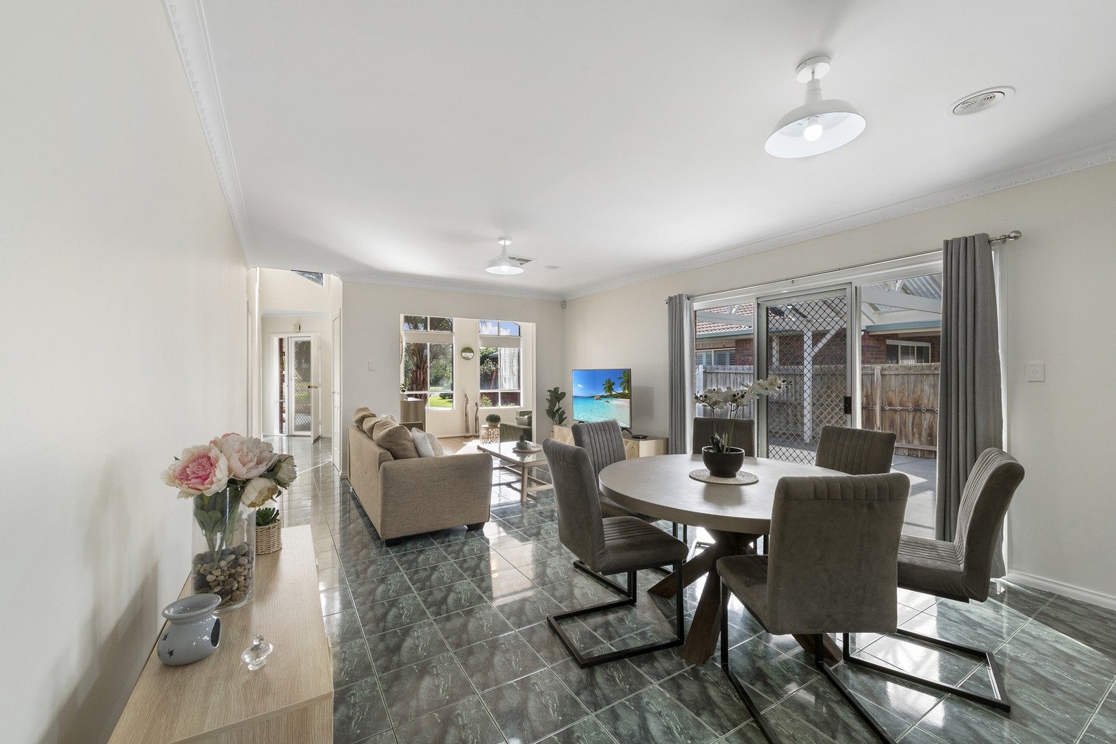 1 Hanslow Way, Taylors Lakes, VIC 3038, Taylors Lakes - Thumbnail 6