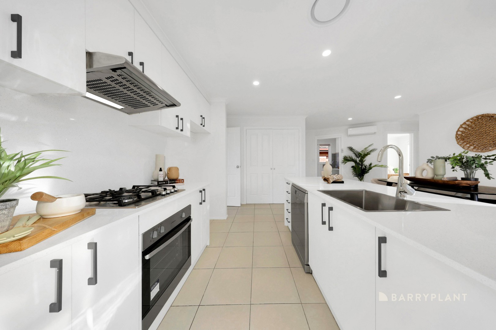 1 Hawkes Drive, Mill Park, VIC 3082, Mill Park - Thumbnail 5