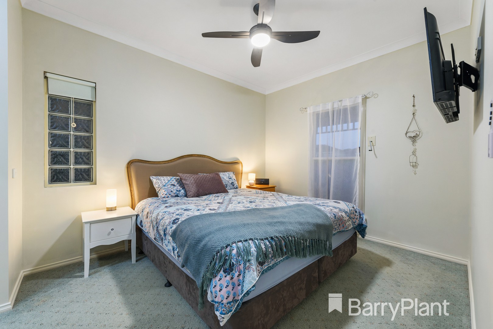 1 Hemmingway Lane, Wyndham Vale, VIC 3024, Wyndham Vale - Thumbnail 2