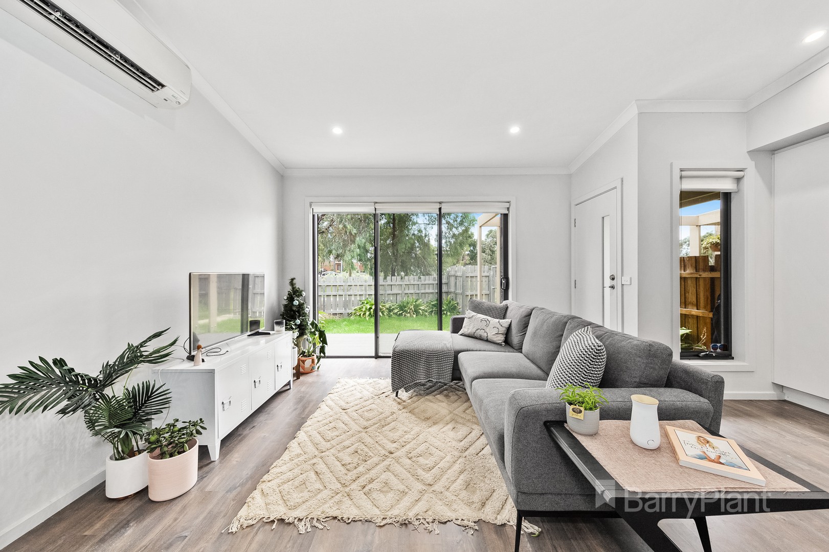 1 Hensbergh  Place, Sunshine West, VIC 3020, Sunshine West - Thumbnail 2