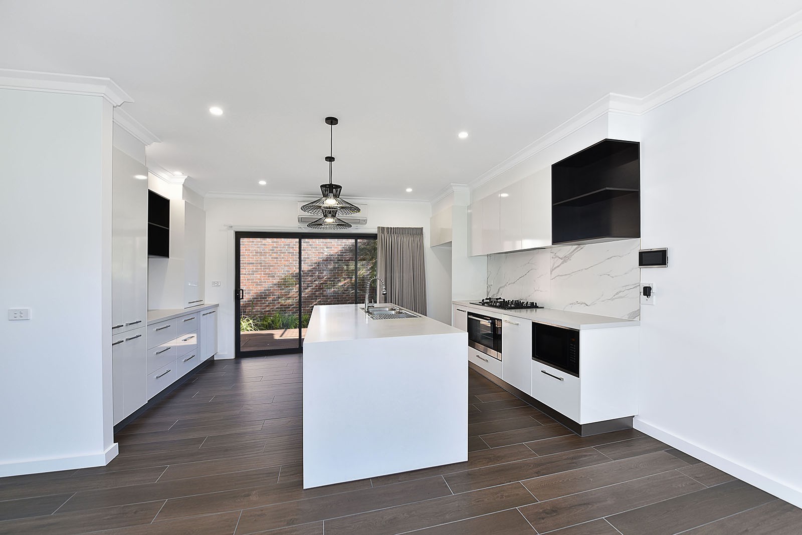 1 Herbert Street, Avondale Heights, VIC 3034, Avondale Heights - Thumbnail 2