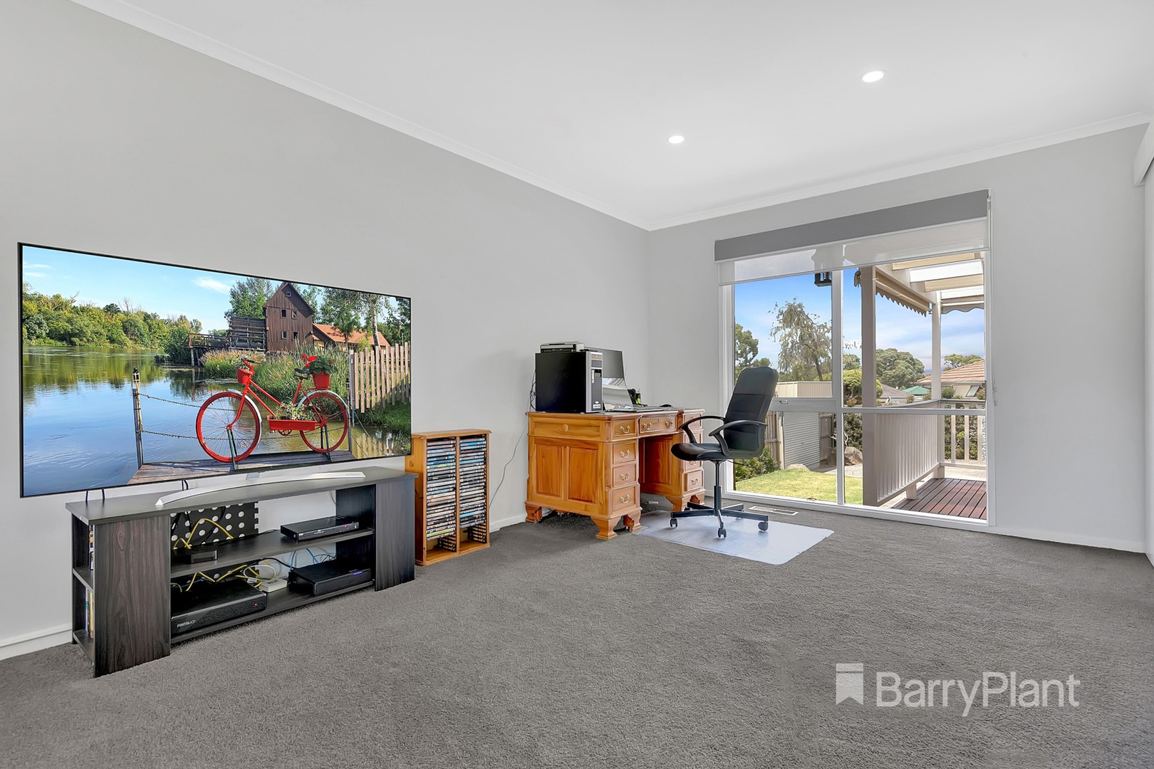 1 Heroic Court, Mill Park, VIC 3082, Mill Park - Thumbnail 3