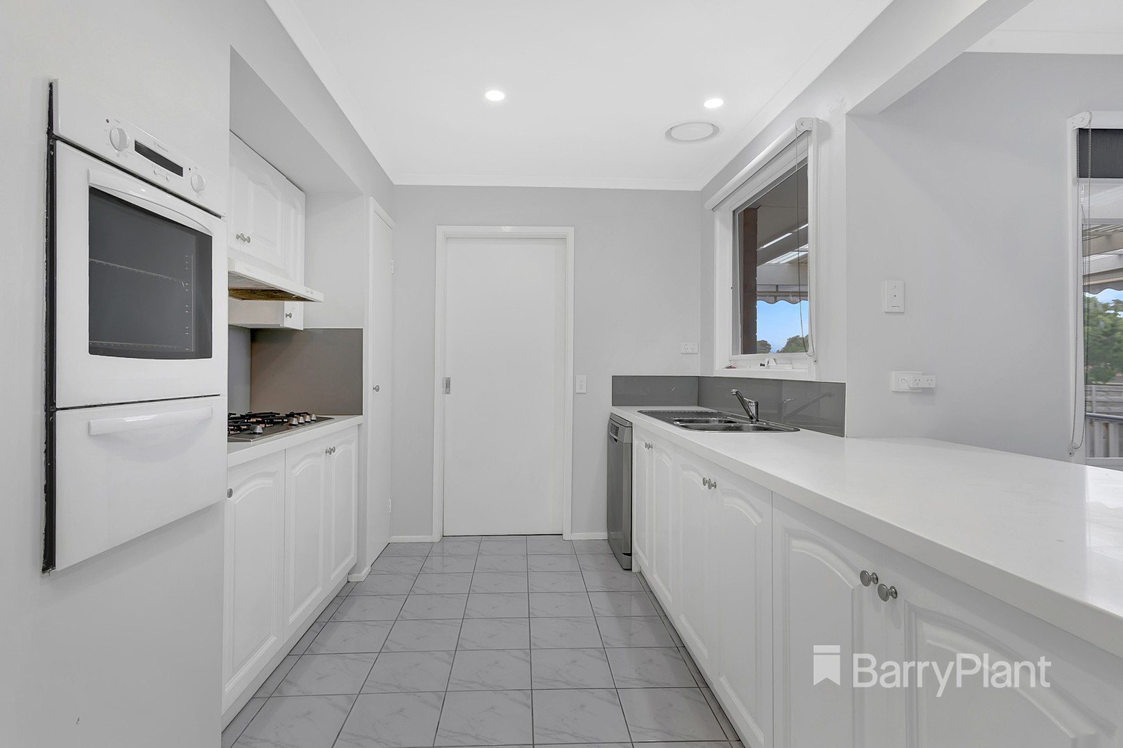 1 Heroic Court, Mill Park, VIC 3082, Mill Park - Thumbnail 4