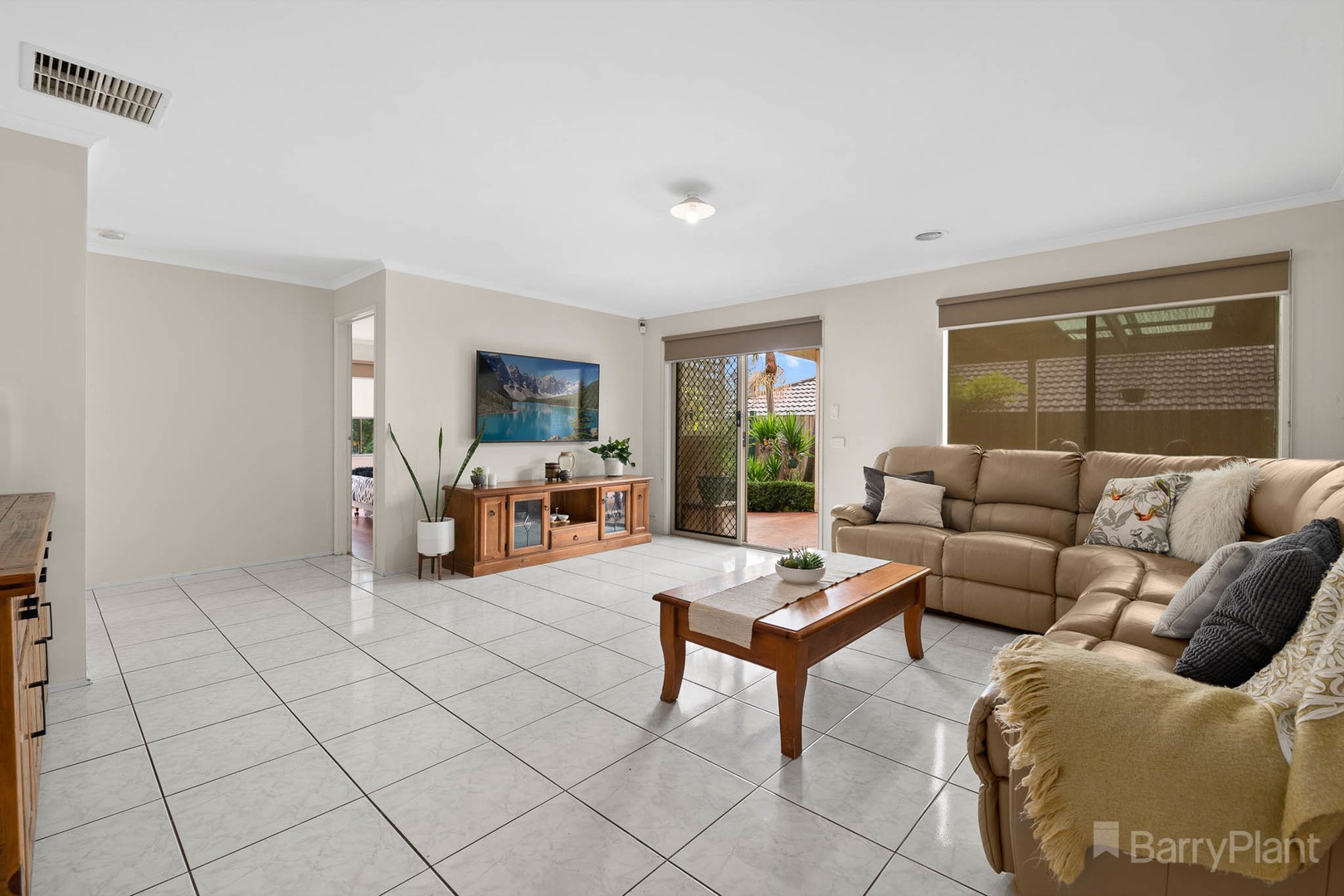 1 Heyfield Court, Narre Warren, VIC 3805, Narre Warren - Thumbnail 3