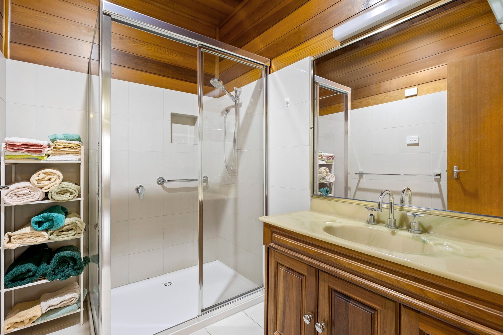 1 Highlands Avenue, Airport West, VIC 3042, Airport West - Thumbnail 8