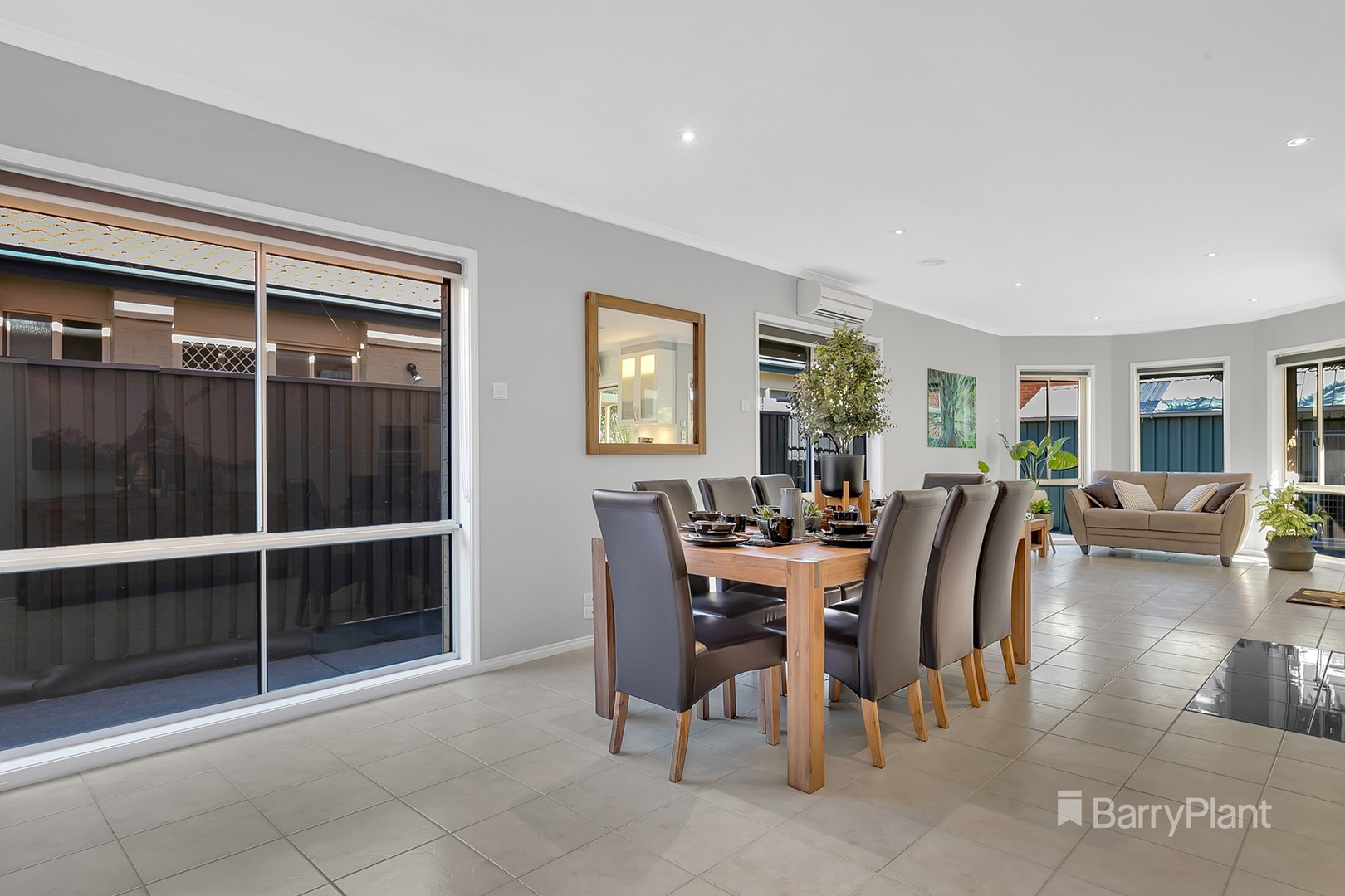 1 Highview Drive, South Morang, VIC 3752, South Morang - Thumbnail 5