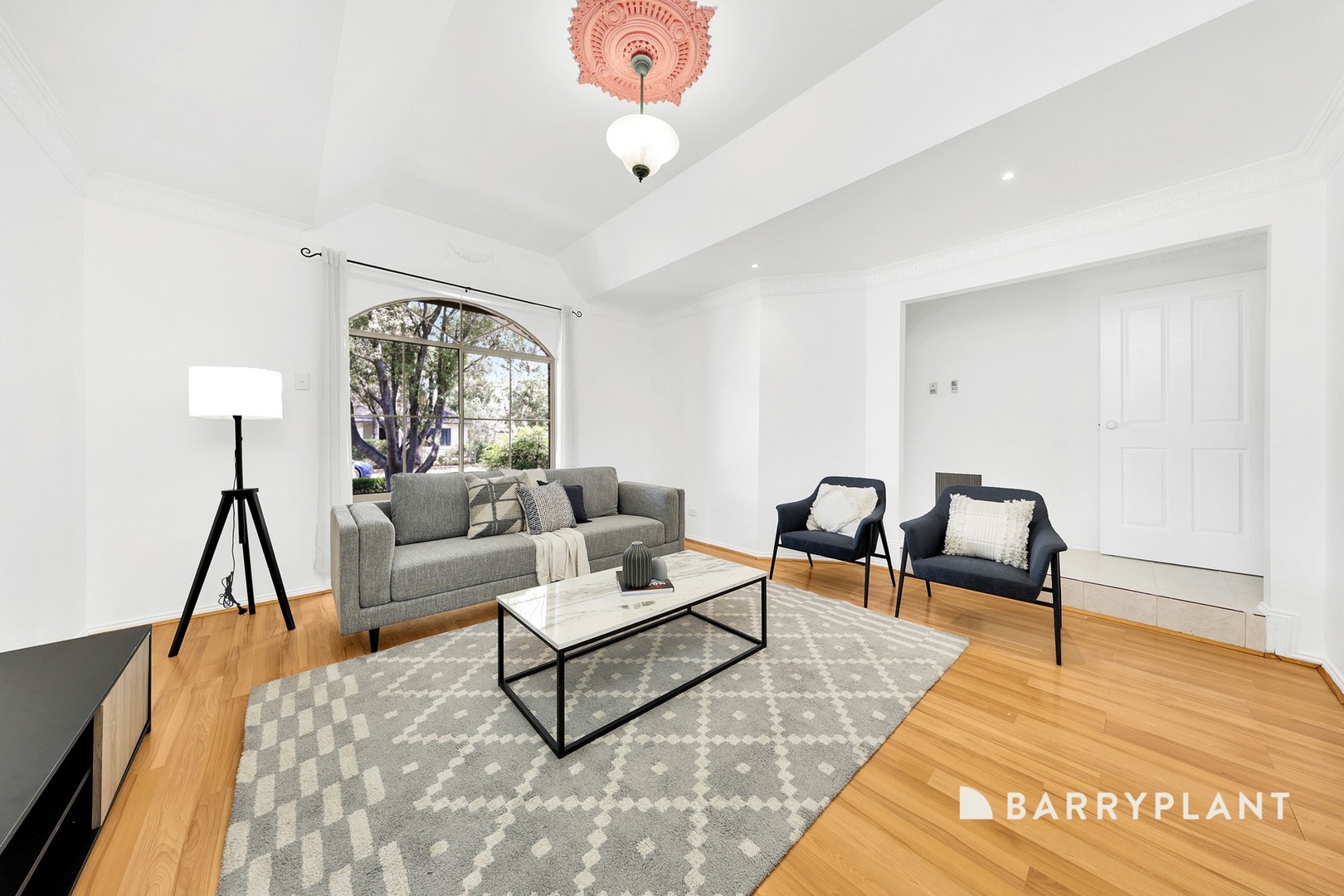 1 Honeysuckle Court, Mill Park, VIC 3082 - Thumbnail 2 - 14/01/2026