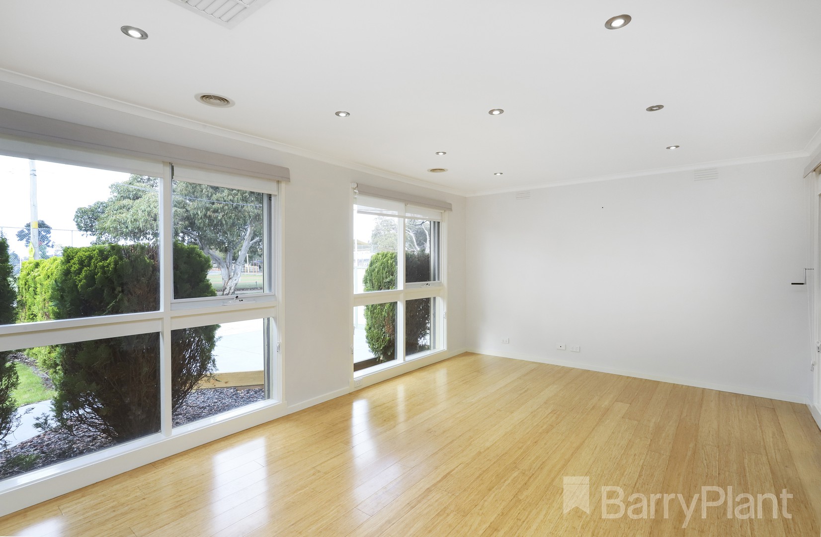 1 Hovell  Street, Deer Park, VIC 3023, Deer Park - Thumbnail 6