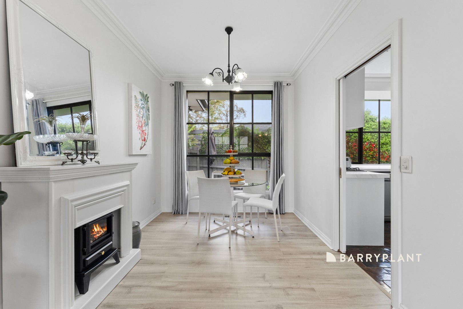 1 Illowra Court, Berwick, VIC 3806, Berwick - Thumbnail 4