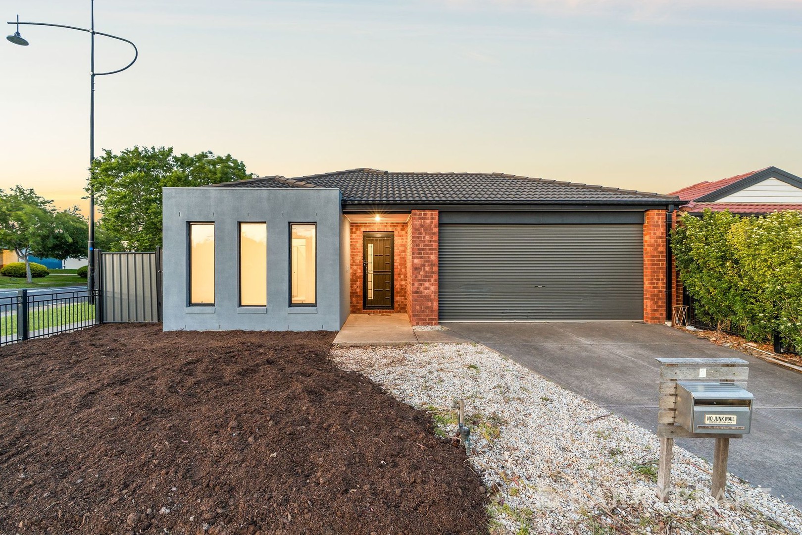 1 Inverell Parkway, Tarneit, VIC 3029 - Thumbnail 2 - 27/11/2025