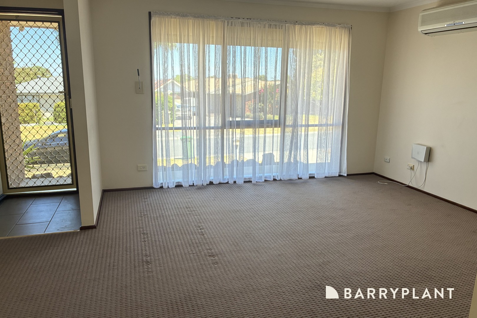 1 Inverness Close, Pakenham, VIC 3810, Pakenham - Thumbnail 4