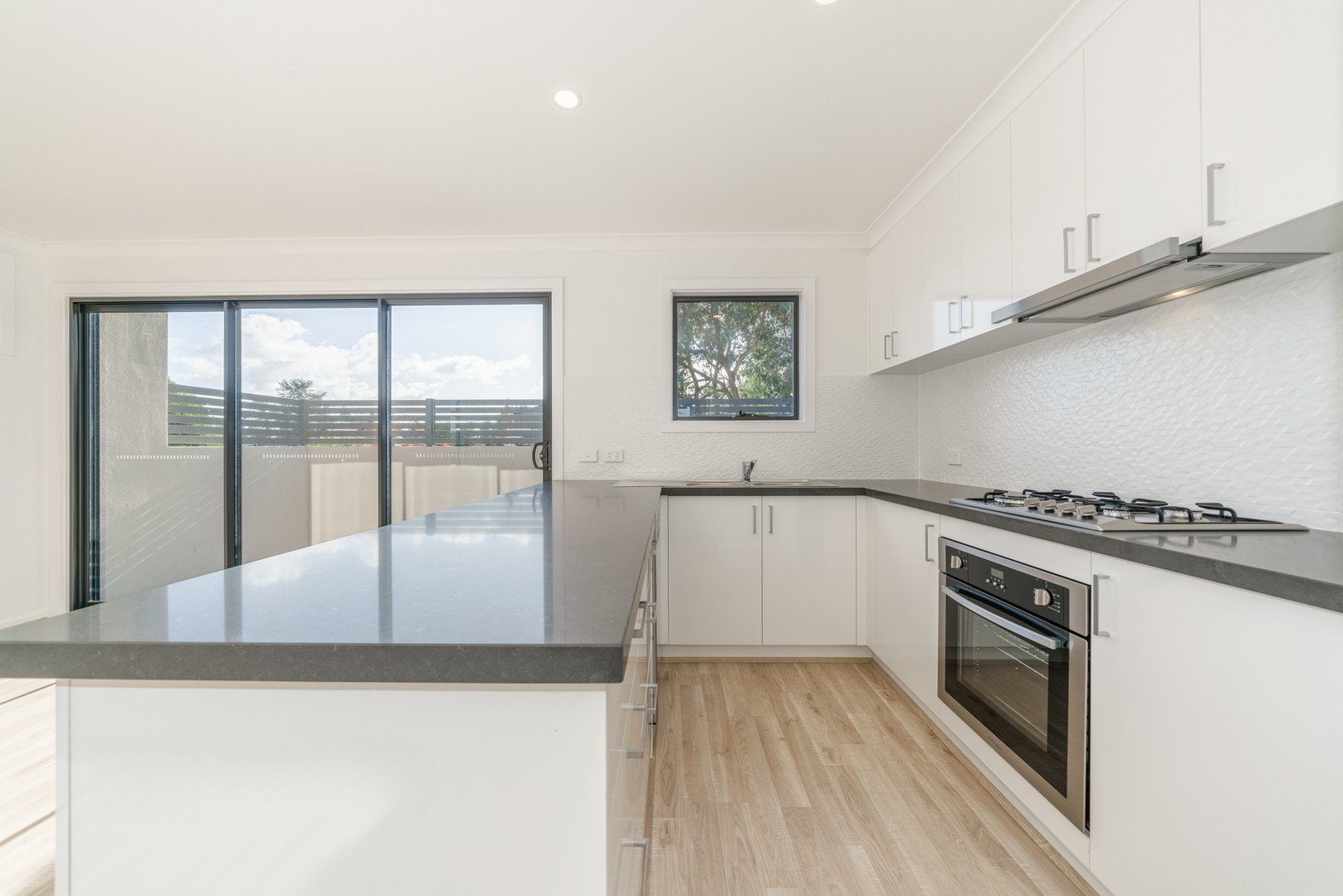 1 Isabella Place, Kilsyth, VIC 3137, Kilsyth - Thumbnail 2