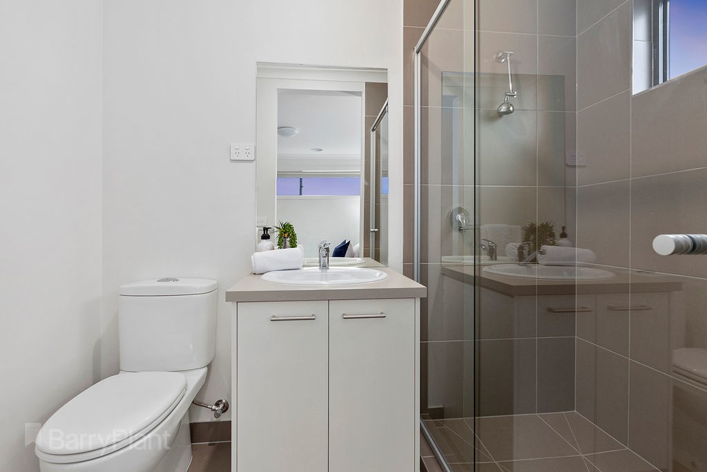 1 Isham Street, Point Cook, VIC 3030, Point Cook - Thumbnail 8