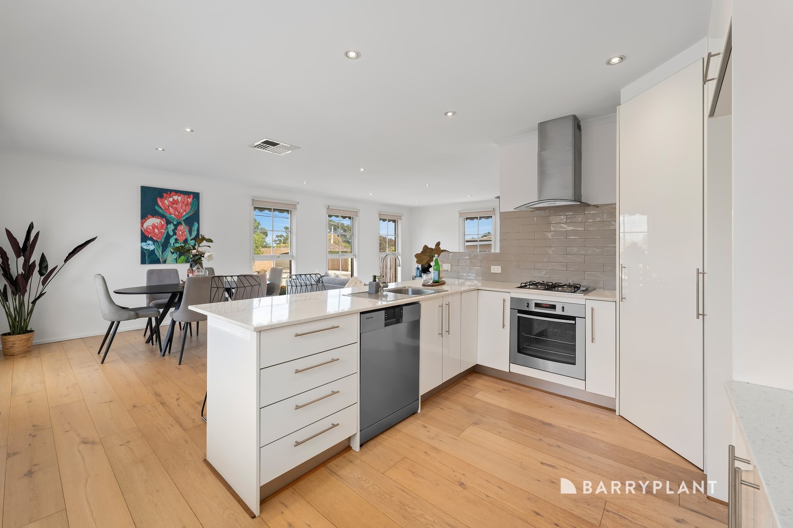 1 Jackson Street, South Morang, VIC 3752, South Morang - Thumbnail 4