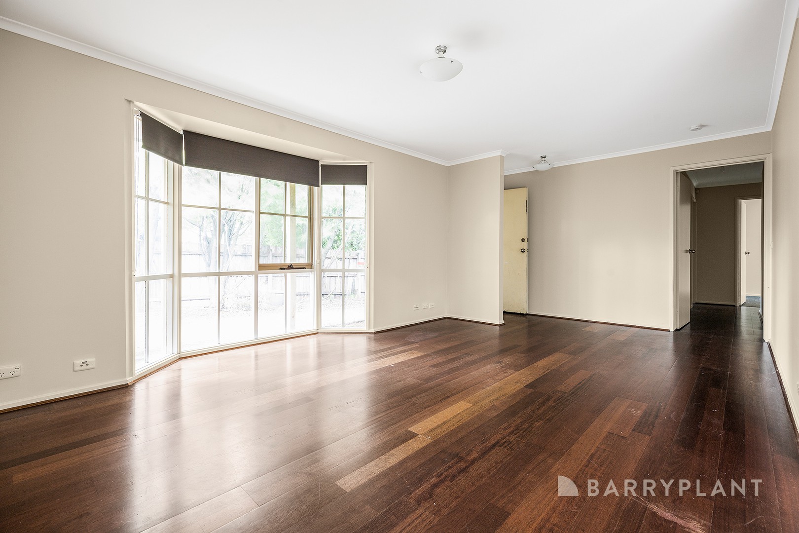 1 Jade Court, Narre Warren, VIC 3805 - Thumbnail 2 - 05/02/2024