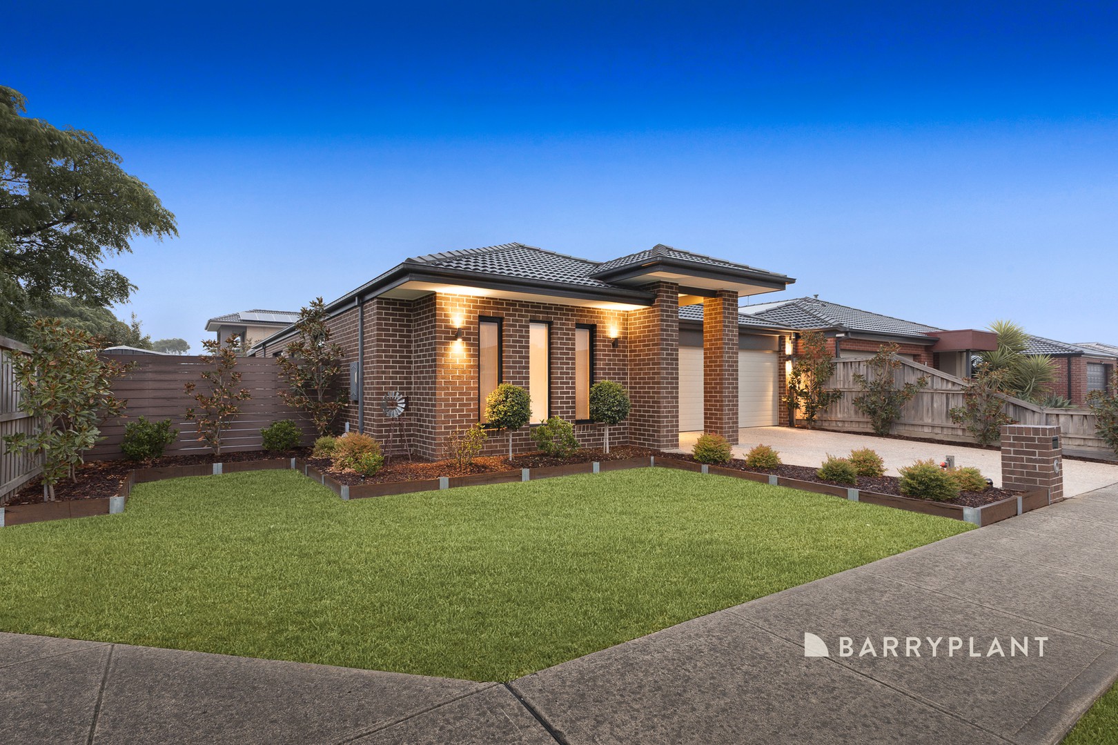 1 Jarrod Drive, Pakenham, VIC 3810, Pakenham - Thumbnail 2