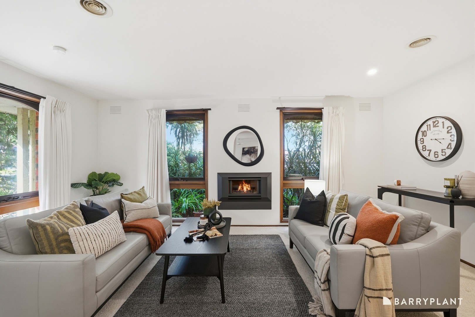 1 Jenny Court, Scoresby, VIC 3179 - Thumbnail 2 - 16/09/2026