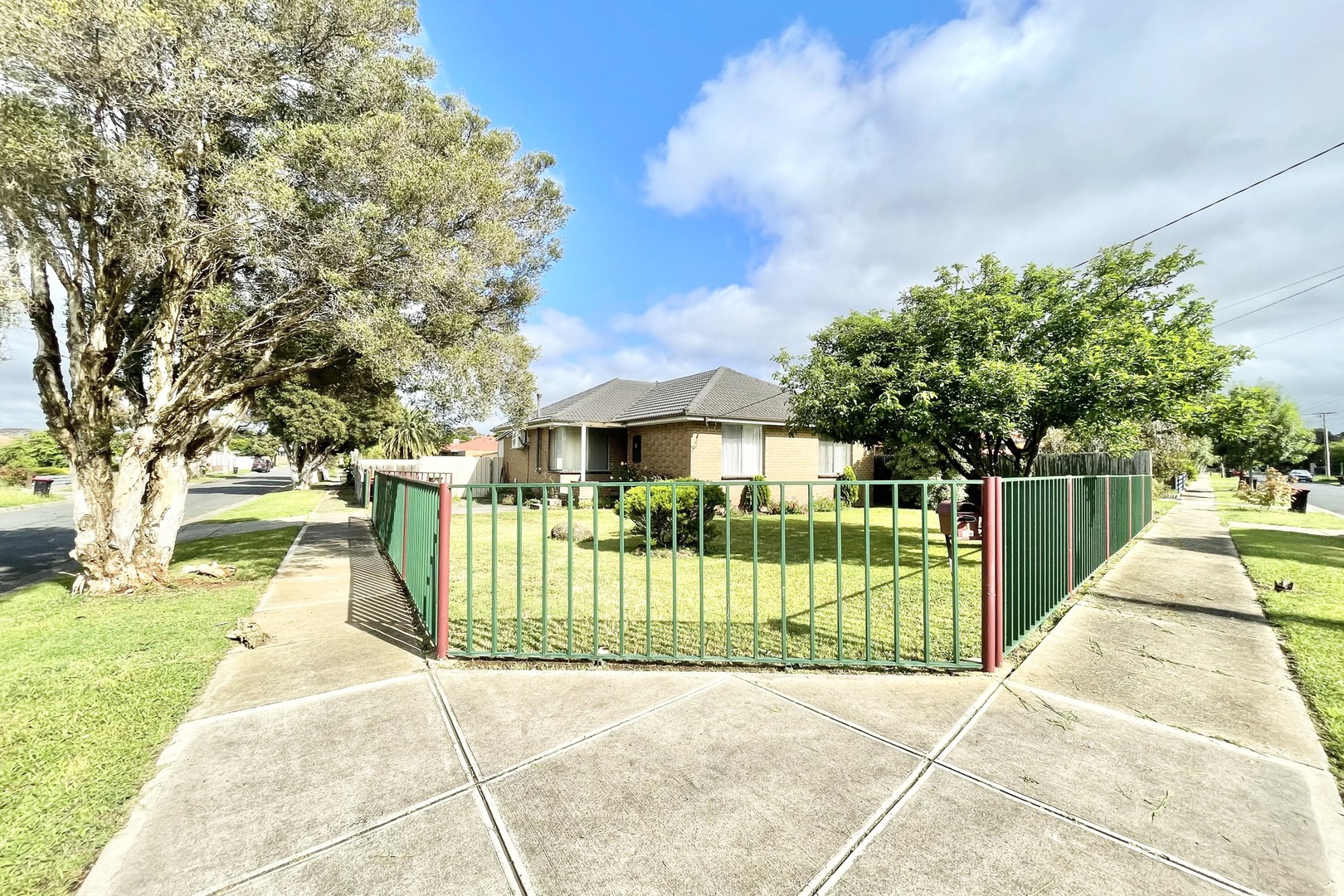 1 Joan Street, Melton, VIC 3337 - Thumbnail 1 - 25/11/2025