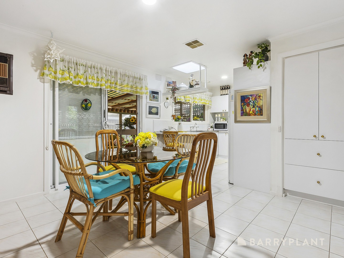 1 Justin Court, Wantirna South, VIC 3152 - Thumbnail 2 - 22/01/2024
