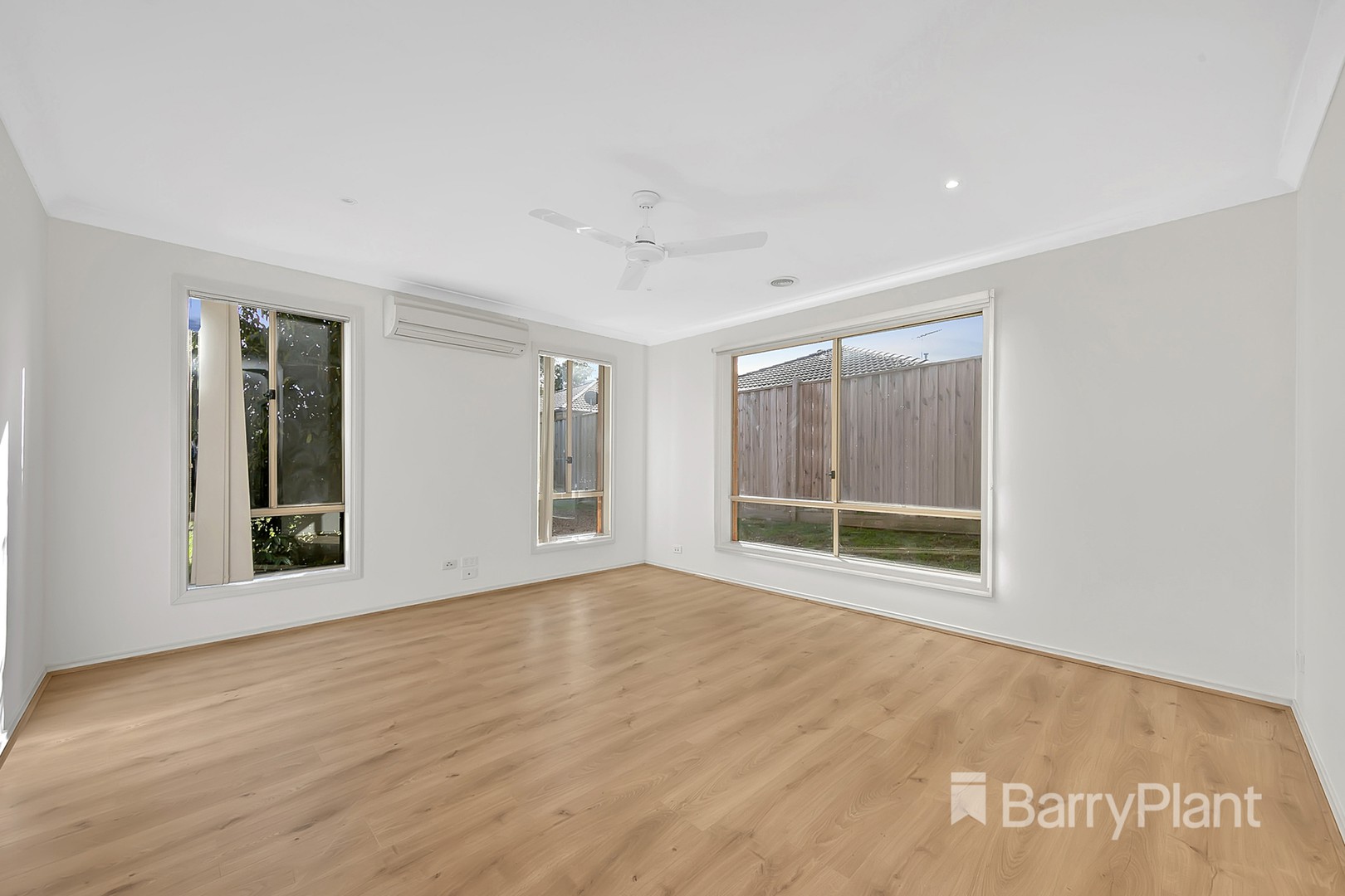 1 Kakadu View, South Morang, VIC 3752, South Morang - Thumbnail 5